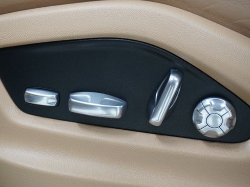 Used 2019 Porsche Cayenne S AWD/4WD image 15