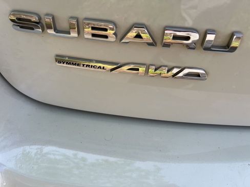 Used 2022 Subaru Crosstrek 2.0i Premium w/ Moonroof Package image 24