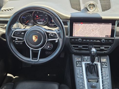 Used 2021 Porsche Macan GTS AWD/4WD image 25