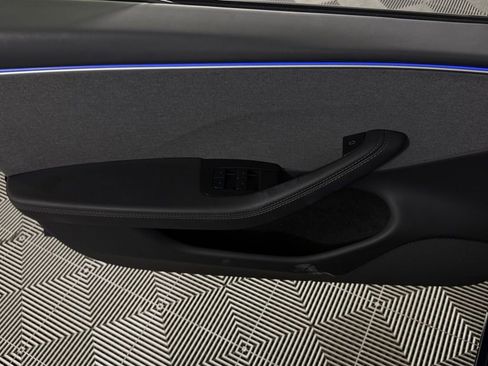 Used 2025 Tesla Model 3 Long Range RWD image 23