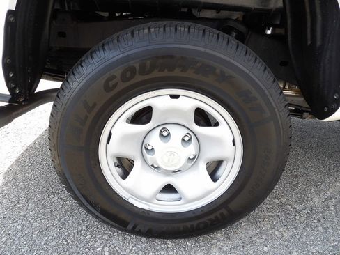 Used 2020 Toyota Tacoma SR image 51