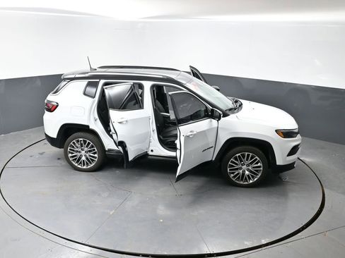 Used 2022 Jeep Compass Limited w/ Elite Group image 60