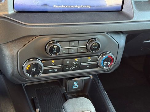 New 2025 Ford Bronco 4-Door AWD/4WD image 17