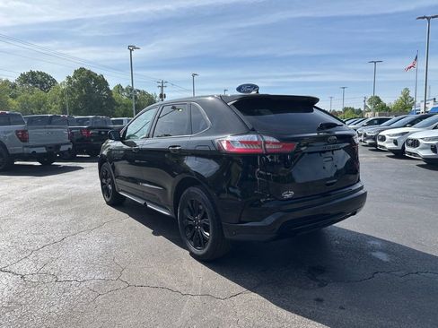Certified 2024 Ford Edge SE w/ Black Appearance Package AWD/4WD image 5