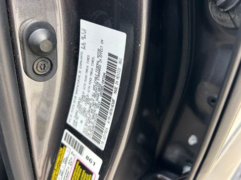 Used 2023 Toyota Tacoma SR AWD/4WD image 10