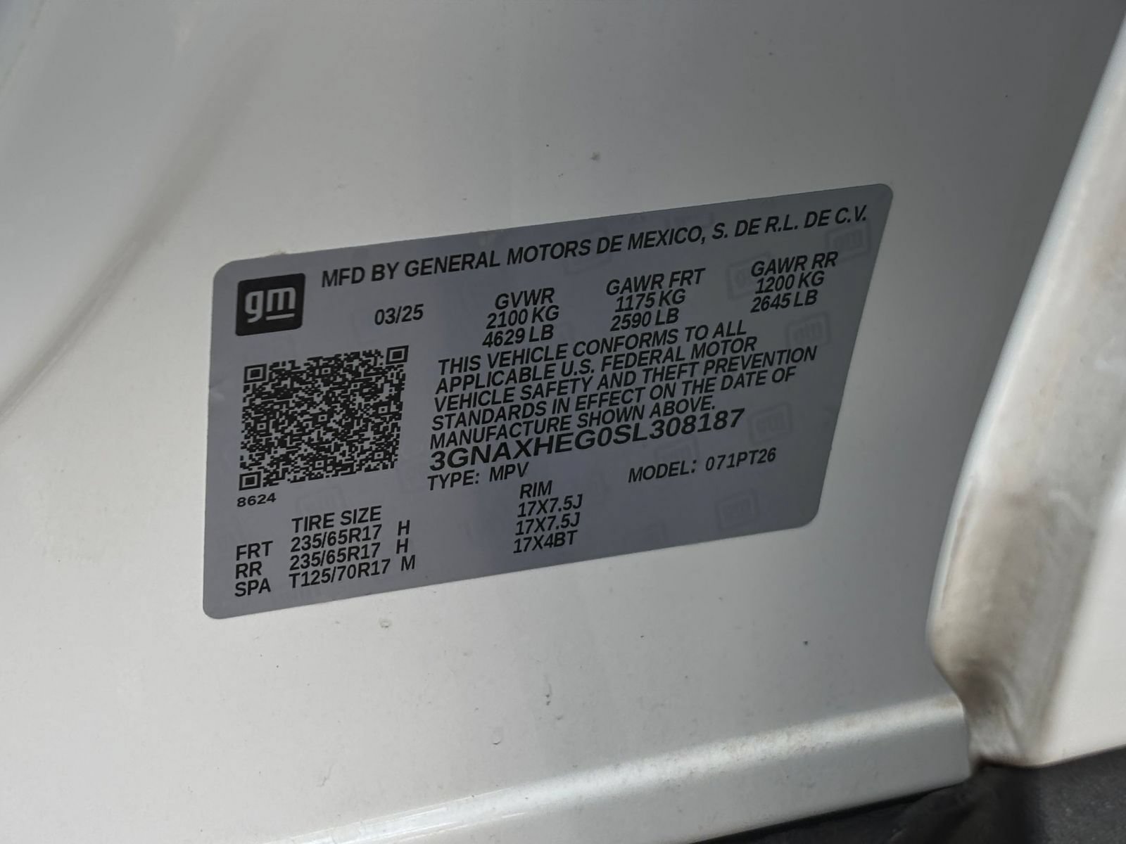 Used 2025 Chevrolet Equinox LT FWD image 27