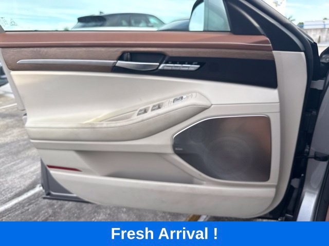 Used 2021 Genesis G90 3.3T Premium AWD/4WD image 13