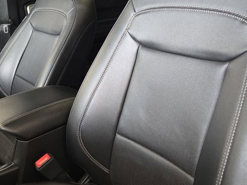 Used 2023 Ford Explorer Limited w/ Limited Technology Package image 22