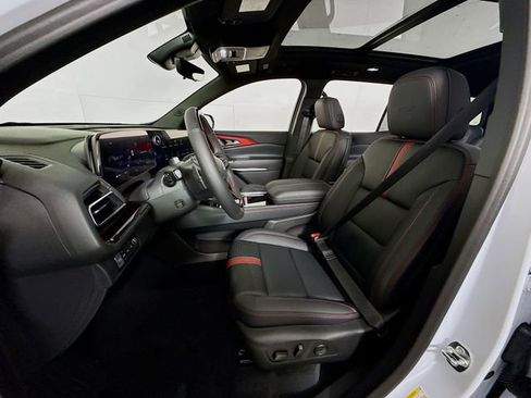 New 2026 Chevrolet Traverse RS image 24