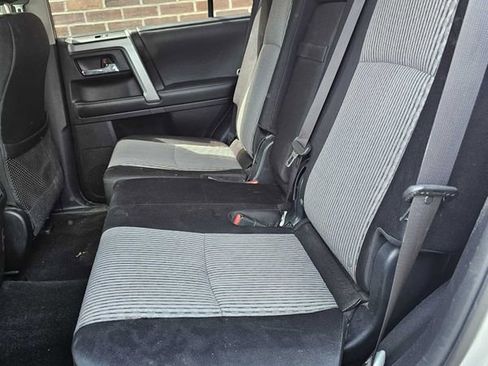 Used 2014 Toyota 4Runner SR5 AWD/4WD image 12