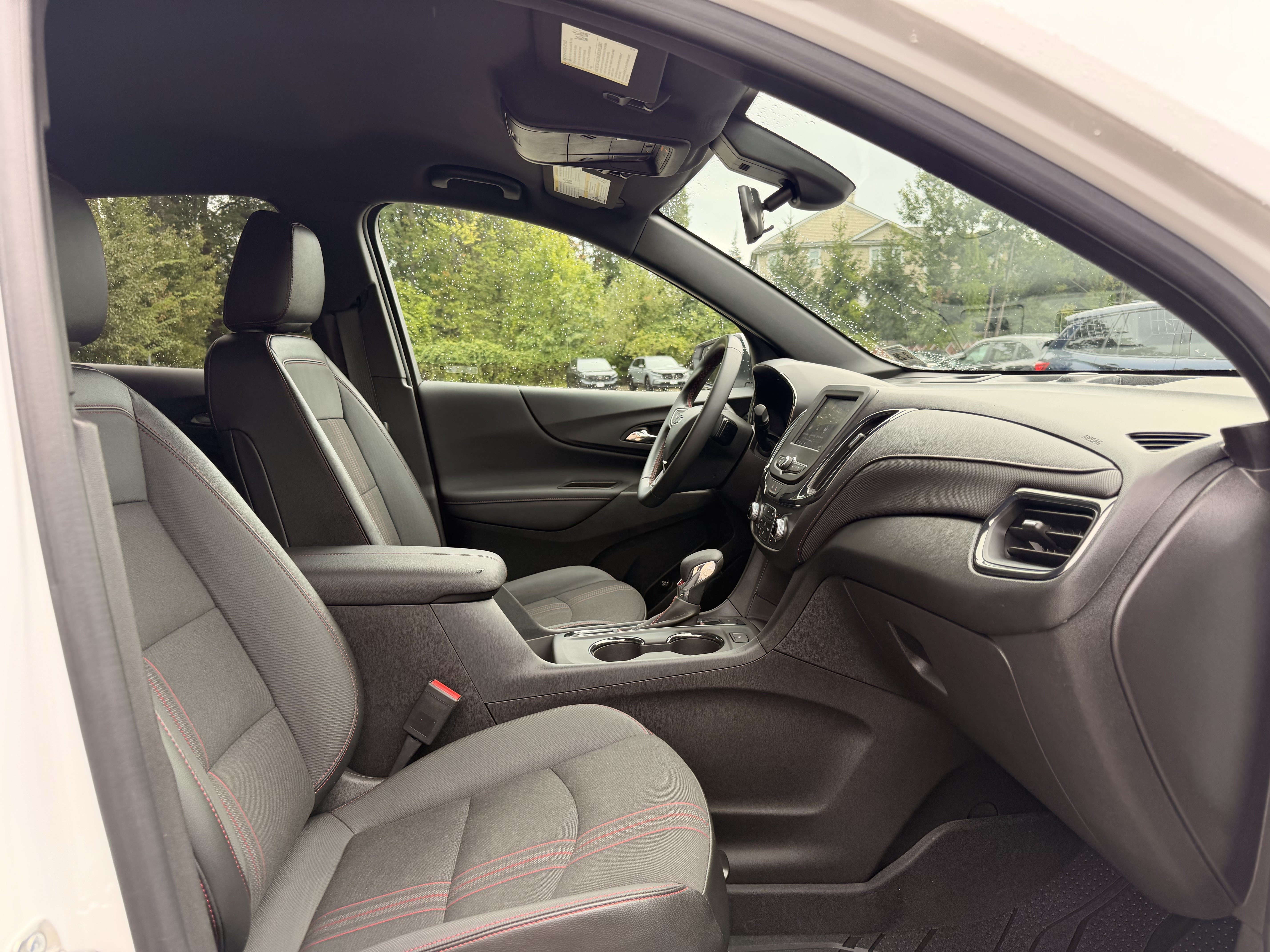 Used 2024 Chevrolet Equinox RS w/ LPO, Floor Liner Package AWD/4WD image 16