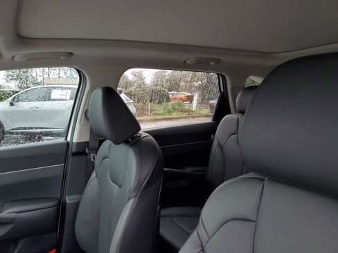 New 2026 Kia Sorento S w/ S Panoramic Sunroof Package image 16