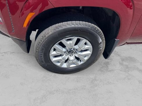 Certified 2024 Nissan Frontier SV w/ SV Convenience Package AWD/4WD image 10