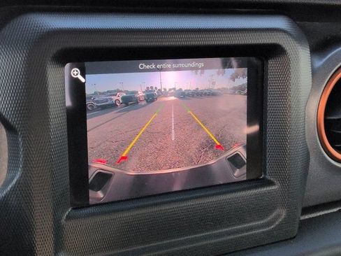 Used 2021 Jeep Gladiator Mojave w/ Trailer Tow Package AWD/4WD image 19