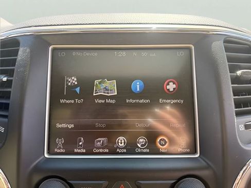 Used 2016 Jeep Grand Cherokee Limited AWD/4WD image 24