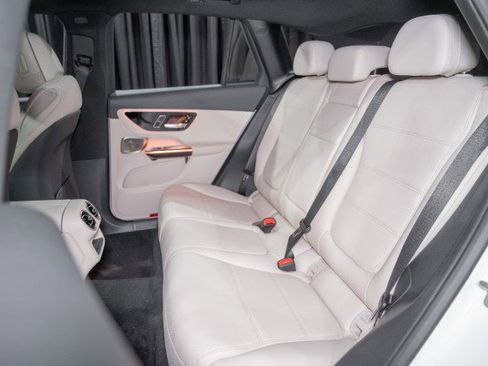 New 2026 Mercedes-Benz GLC 350e 4MATIC image 12