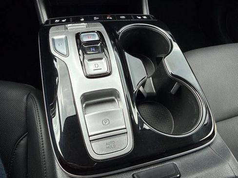 Certified 2024 Hyundai Tucson Limited AWD/4WD image 7
