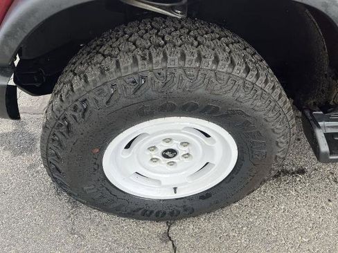 Certified 2025 Ford Bronco Heritage Edition image 2