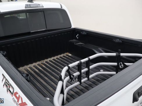 Used 2023 Toyota Tacoma TRD Off-Road w/ Technology Package image 27