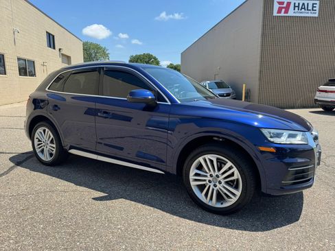 Used 2018 Audi Q5 2.0T Premium Plus w/ Premium Plus Package AWD/4WD image 12