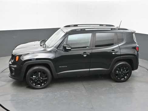 Used 2023 Jeep Renegade Altitude w/ Sun/Sound Group AWD/4WD image 36