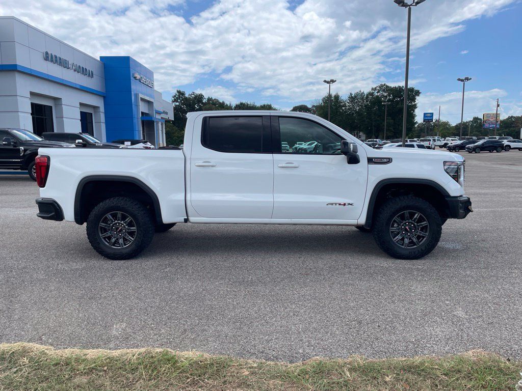 Used 2024 GMC Sierra 1500 AT4X AWD/4WD image 7