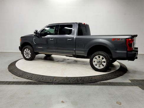 Used 2019 Ford F350 Platinum w/ Platinum Ultimate Package image 5