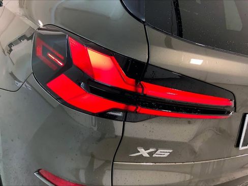 New 2026 BMW X5 xDrive50e w/ Executive Package image 14