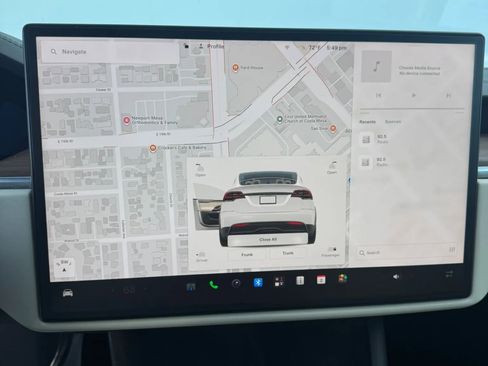 Used 2023 Tesla Model X AWD/4WD image 23