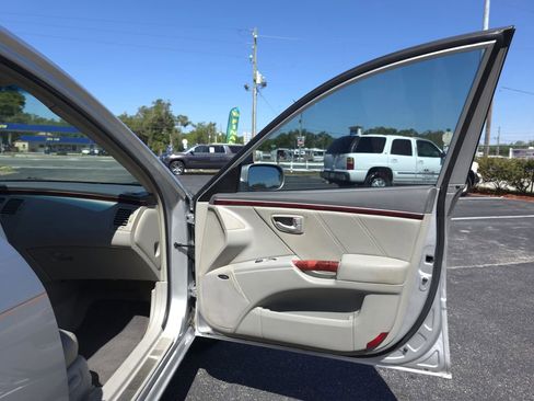 Used 2007 Hyundai Azera Limited FWD image 11
