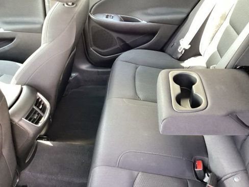 Used 2024 Chevrolet Malibu LT image 25