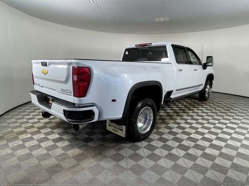 New 2026 Chevrolet Silverado 3500 High Country w/ High Country Premium Package image 22