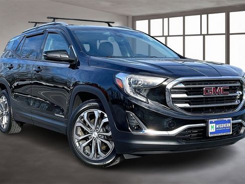 Used 2019 GMC Terrain SLT w/ Preferred Package image 3