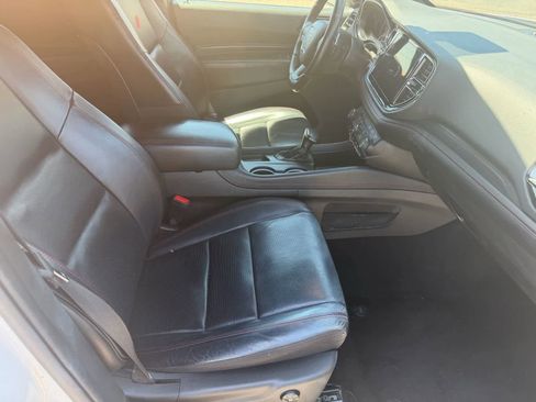 Used 2024 Dodge Durango GT RWD image 8