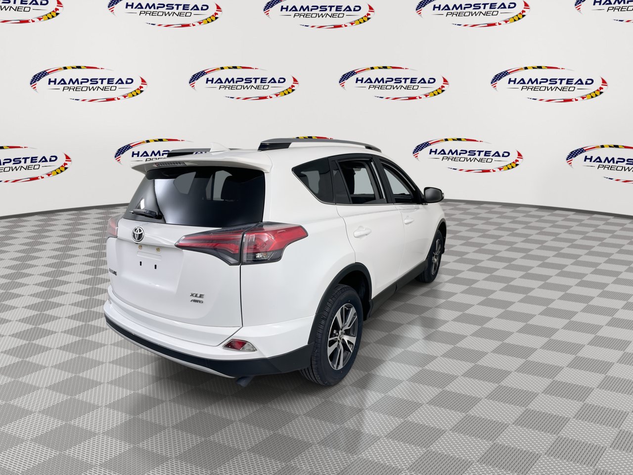 Used 2018 Toyota RAV4 XLE w/ Plus Extra Value Package AWD/4WD image 9