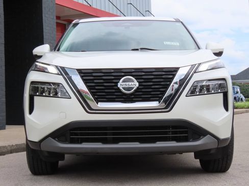 Used 2021 Nissan Rogue SV FWD image 6