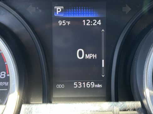 Used 2022 Toyota Camry LE w/ Carpet Mat Package (TMS) image 30