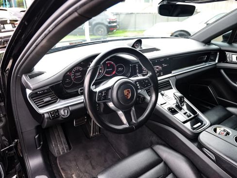 Used 2018 Porsche Panamera 4S AWD/4WD image 13