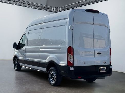 Used 2023 Ford Transit 250 148 High Roof w/ Fleet Fuel Economy Package RWD image 7