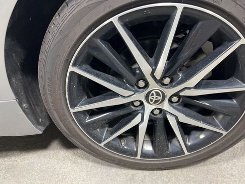 Used 2024 Toyota Camry SE image 36