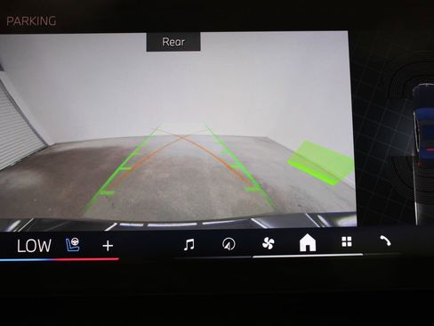 Used 2024 BMW 530i w/ Convenience Package image 13