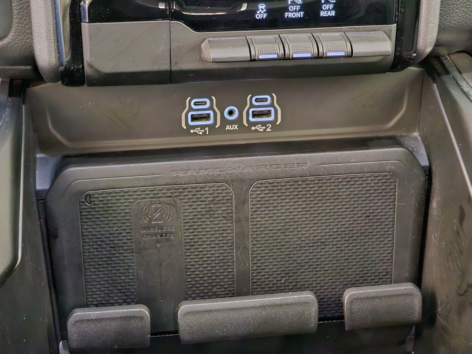 Used 2025 RAM 1500 Big Horn AWD/4WD image 14