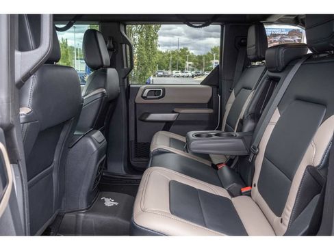Used 2022 Ford Bronco Wildtrak AWD/4WD image 13