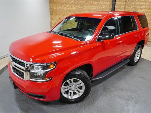 Used 2018 Chevrolet Tahoe 4WD w/ Remote Keyless Entry Package image 2