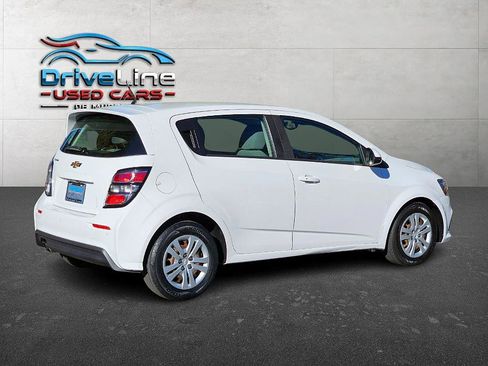 Used 2020 Chevrolet Sonic LT image 2