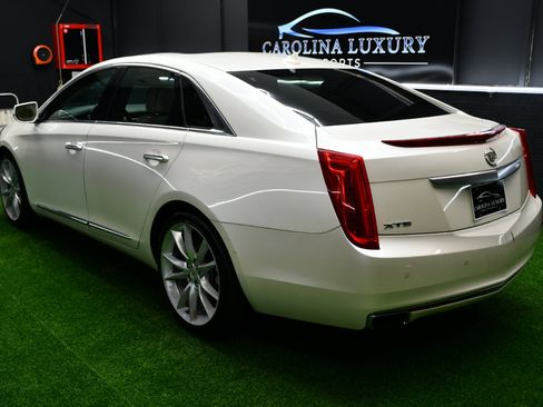 Used 2013 Cadillac XTS Premium w/ Driver Assist Package image 2