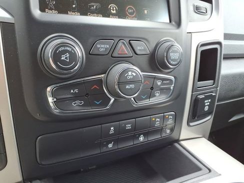 Used 2017 RAM 1500 Big Horn AWD/4WD image 25