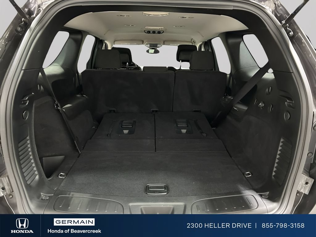 Used 2020 Dodge Durango SXT w/ 3rd Row Seating Group AWD/4WD image 25