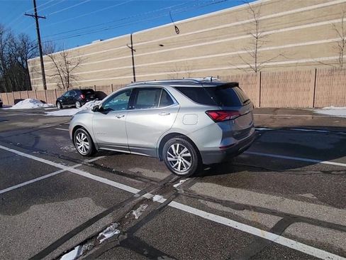 Certified 2024 Chevrolet Equinox Premier image 7