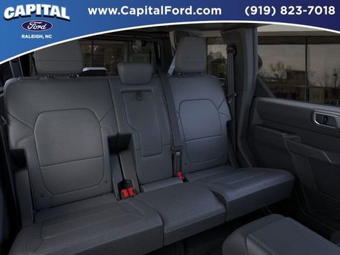 New 2025 Ford Bronco Outer Banks w/ Sasquatch Package image 11